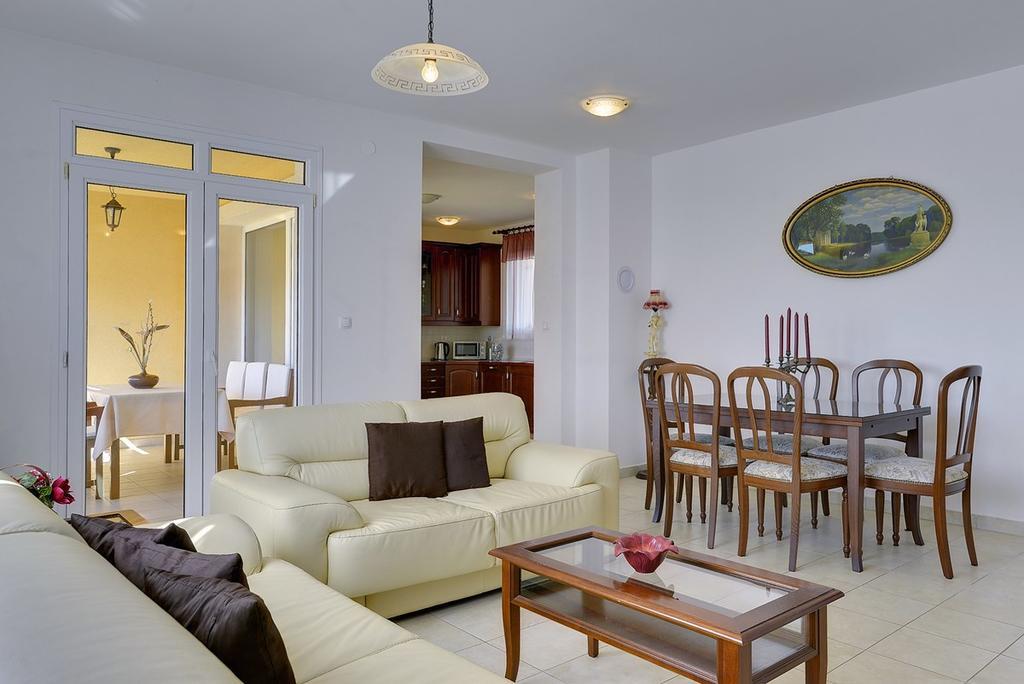 Apartment Bella Pula Extérieur photo