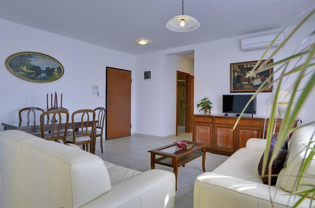 Apartment Bella Pula Extérieur photo