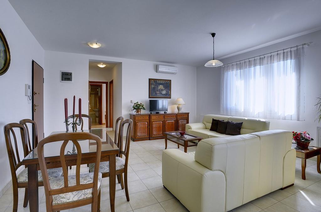 Apartment Bella Pula Extérieur photo