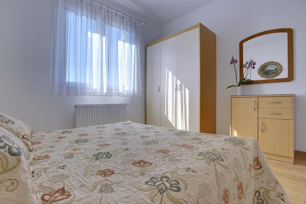 Apartment Bella Pula Extérieur photo